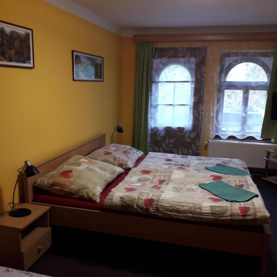 Penzion - Restaurace Na Vysince Hotell Turnov Exteriör bild